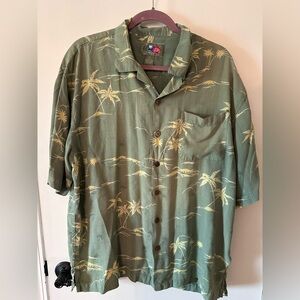 Hilo Hattie The Hawaiian original Men’s Silk green palm tree button down L #1837